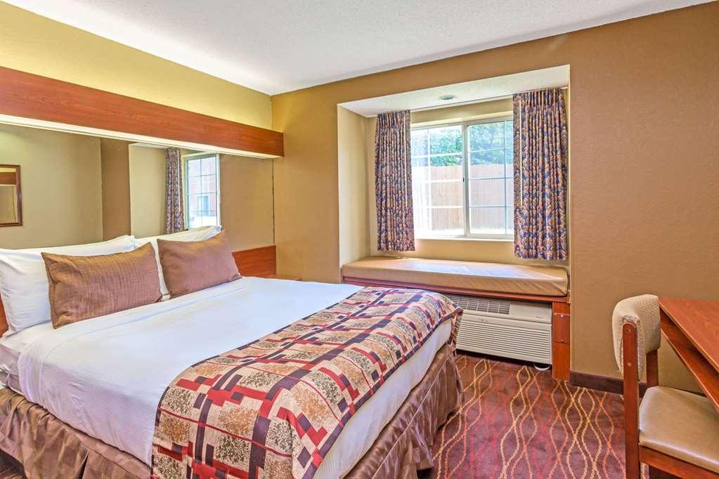 Microtel Inn & Suites By Wyndham Norcross Δωμάτιο φωτογραφία